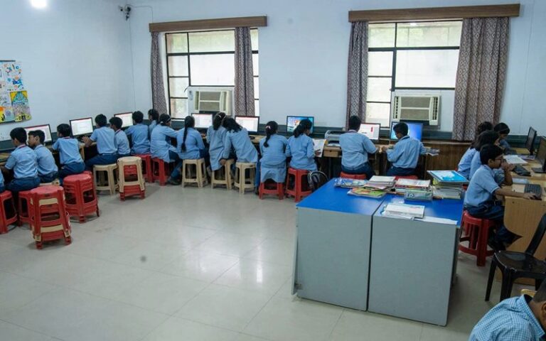 KERALA SCHOOL 8 CANNING ROAD NEW DELHI FACILITIES